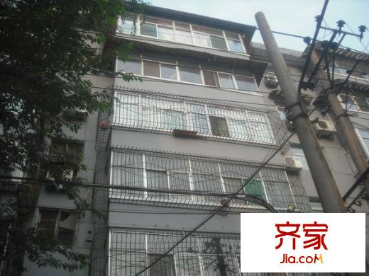 山醫(yī)二院宿舍外景圖1