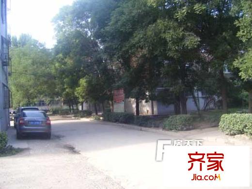 貿(mào)易學(xué)校宿舍外景圖太原  