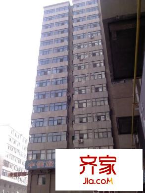 巴黎站前外景圖 