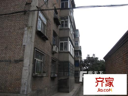 新源里教委宿舍
