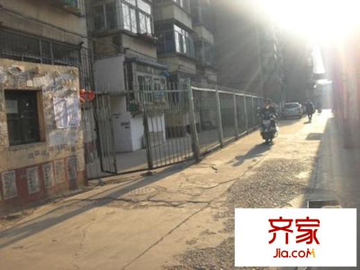 南內(nèi)環(huán)安裝公司宿舍外景圖 