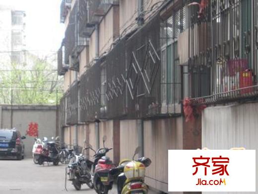 太原師范學(xué)院宿舍外景圖 