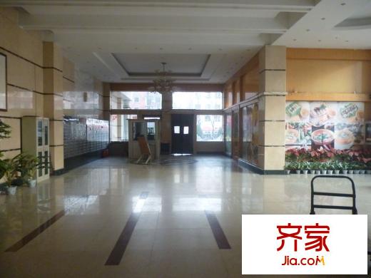 君臨大廈外景圖 