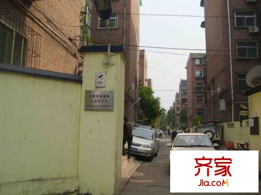 上馬街市公安局宿舍外景圖 