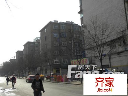 太原長城光電子工業(yè)公司宿舍外景圖DSCN9234