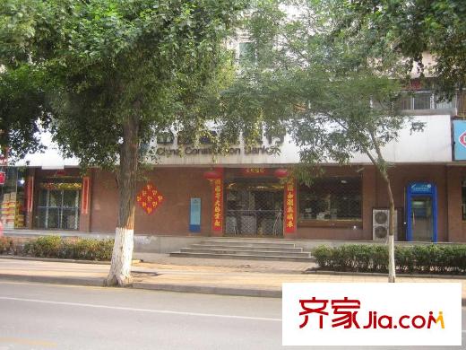 安泰花園配套圖對面路北