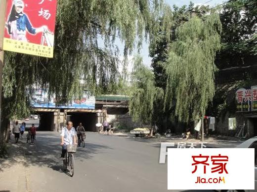 壩陵街農(nóng)行宿舍