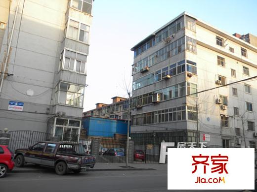 平板玻璃廠小區(qū)外景圖 