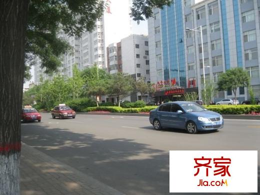 樹脂廠住宅樓外景圖 