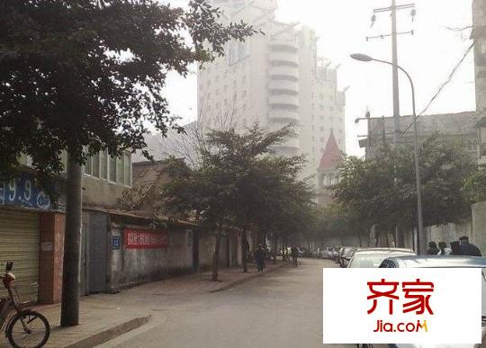 財(cái)貿(mào)學(xué)校宿舍外景圖太原  