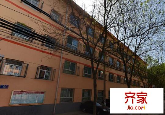 公園路小學(xué)外景圖太原  
