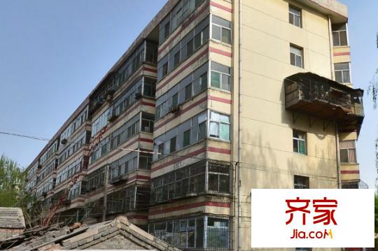 南內(nèi)環(huán)大華宿舍外景圖太原  