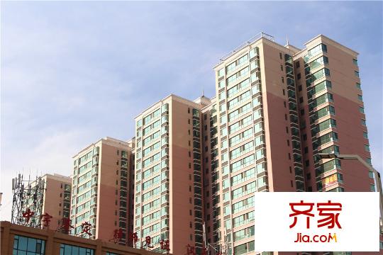 晉陽(yáng)紫城樓體（2015-10-21）