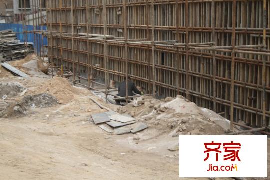 悅?cè)R山施工現(xiàn)場（2012.12.31）