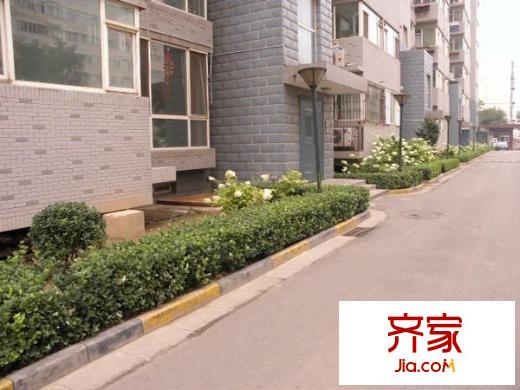 錦泰公交花園外景圖 