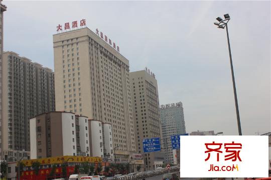 華泰國(guó)際商務(wù)公寓樓體實(shí)景（2015-10-14）