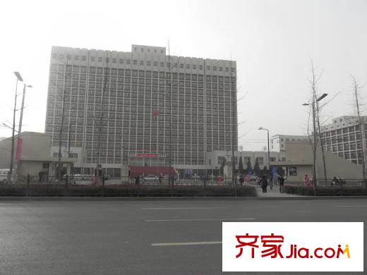 西吳御龍庭周邊山西財(cái)經(jīng)大學(xué)