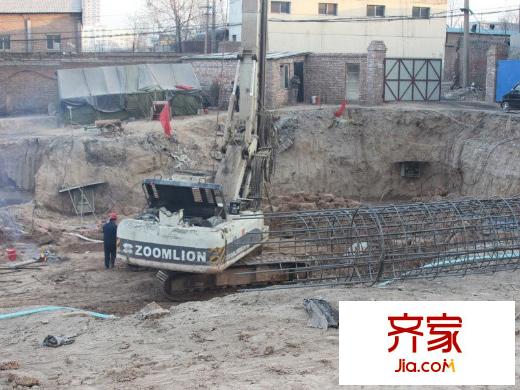 東方錦繡城施工現(xiàn)場(chǎng)（2013.1.16）