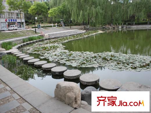 金域閱山周邊玉門河公園夏景