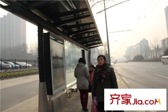 文湃苑周邊新公交站牌