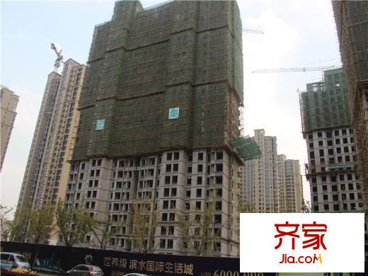 綠地世紀(jì)城?塞納公館工地(2014-09-10)