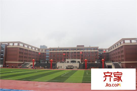 競(jìng)杰?常青藤常青藤知達(dá)實(shí)驗(yàn)中學(xué)（2015-9-10）