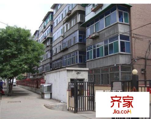 貿(mào)易學(xué)校宿舍外景圖太原  
