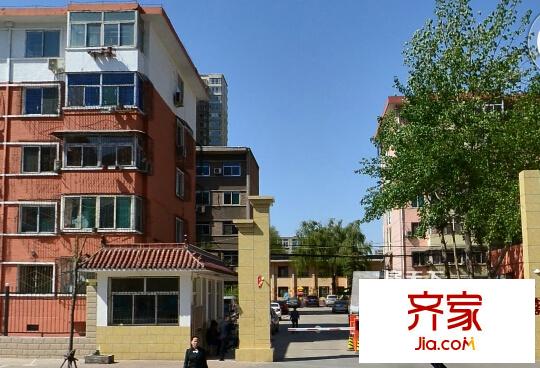 中醫(yī)學(xué)院家屬樓