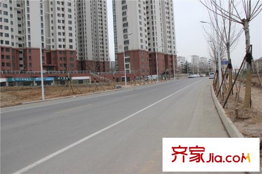 海信鳳凰金岸陽光里周邊配套之道路