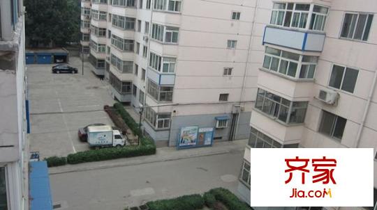 賽馬場(chǎng)錦繡苑