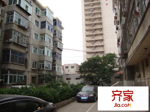 建南聯(lián)運(yùn)宿舍外景圖太原 聯(lián)運(yùn)宿舍（建南） 