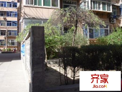 南內(nèi)環(huán)光學(xué)儀器廠宿舍外景圖 