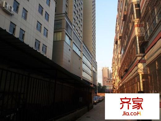南內(nèi)環(huán)光學儀器廠宿舍