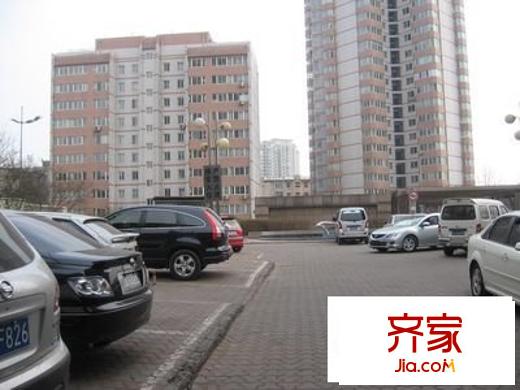 建業(yè)小區(qū)外景圖 