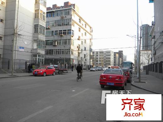 平板玻璃廠小區(qū)外景圖 