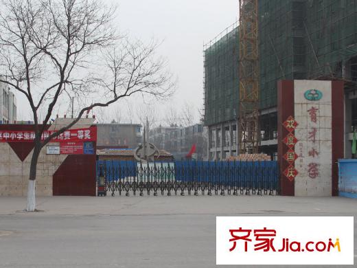 浦東雅典配套圖育才小學(xué)