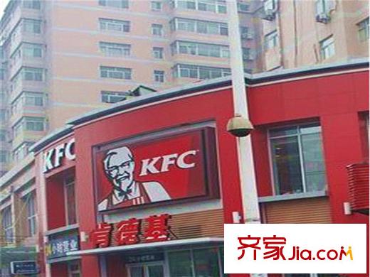 龍堡?綠洲周邊北側(cè)約3公里肯德基