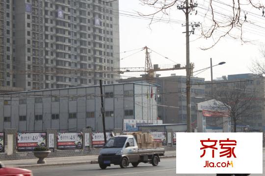 金色米蘭回遷樓實(shí)景（2013.1.5）