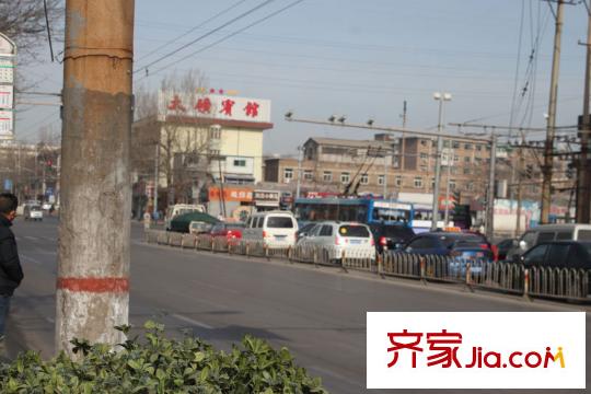 金色米蘭周邊賓館
