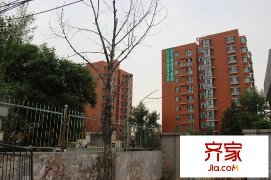 萬廈森鄰小區(qū)(2015-05-28)