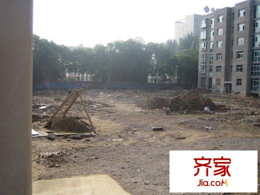 新星花園工地實(shí)景（2010-07-20）