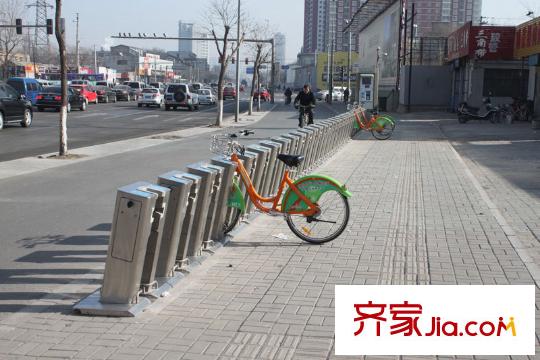 黃金海岸周邊勝利街公交自行車