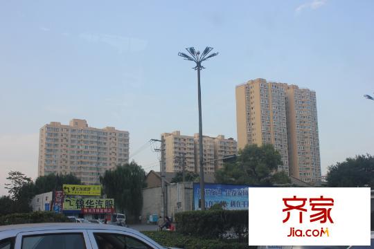 紅源國(guó)際青年城工程進(jìn)度（2015-9-24）
