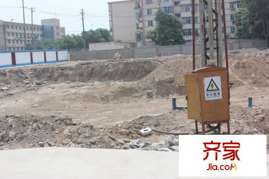 星光大道5米2工地現(xiàn)場(chǎng)（2013-6-6）