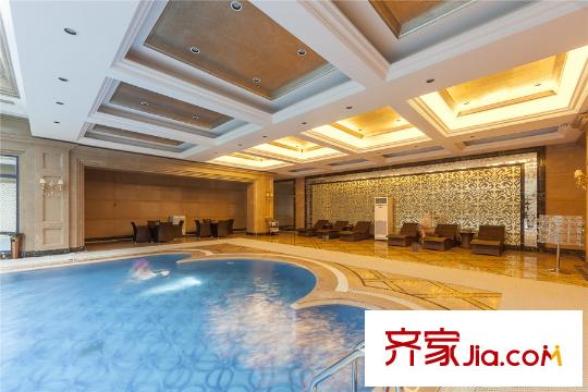 天璽公館小區(qū)配套游泳池