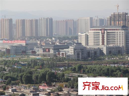 坤杰?拉菲公館周邊龍城大街山西大醫(yī)院