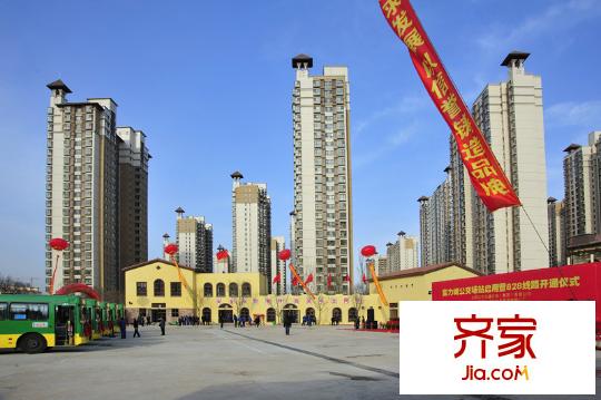 富力盈通國際公寓公交總站實(shí)景