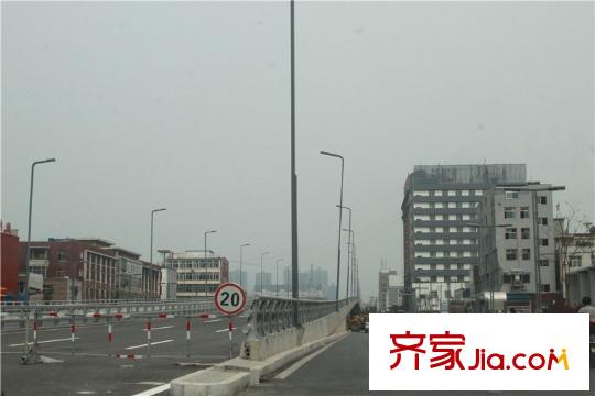 競(jìng)杰?常青藤周邊建設(shè)路