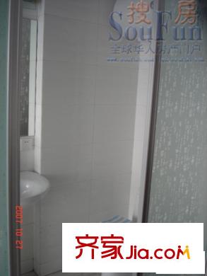 青島假日公寓套一戶型洗手間樣板圖