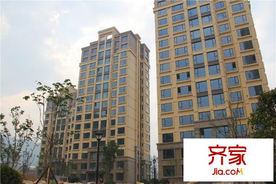 青島海信依云小鎮(zhèn)外景圖